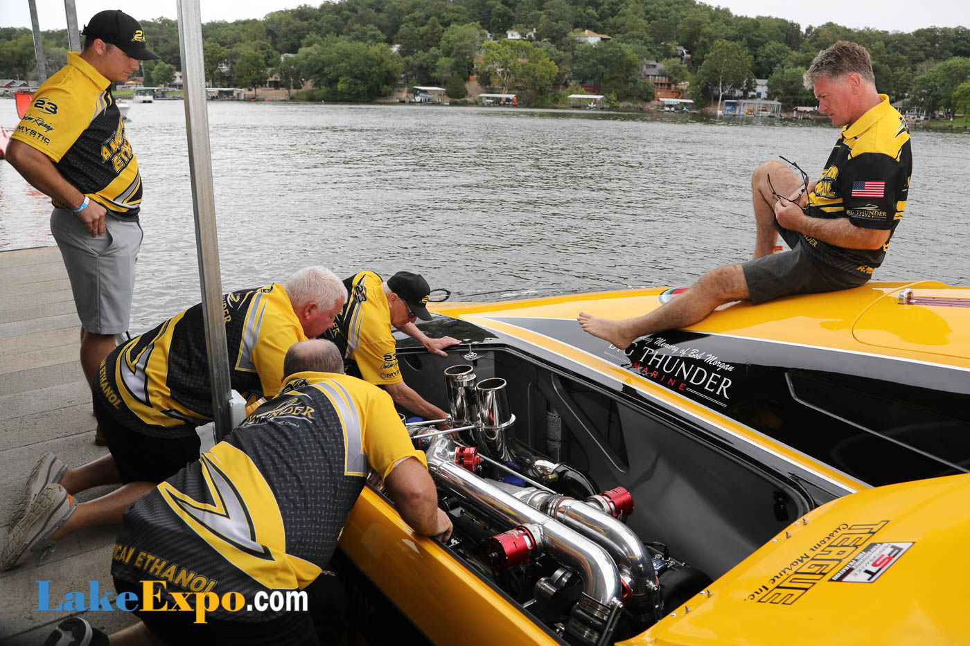 Shootout Boats In The Pits-37.jpg